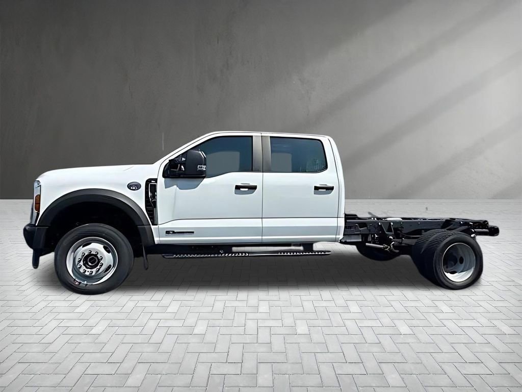 New 2025 Ford F550 XL image 4