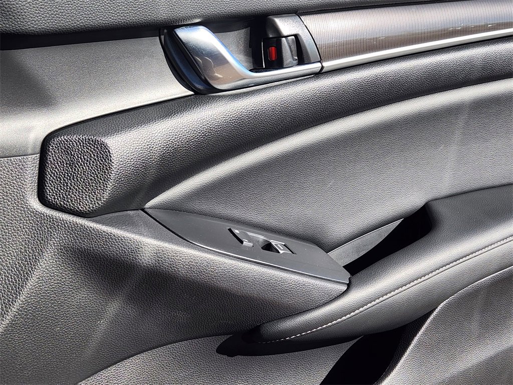 Used 2022 Honda Accord Sport image 19