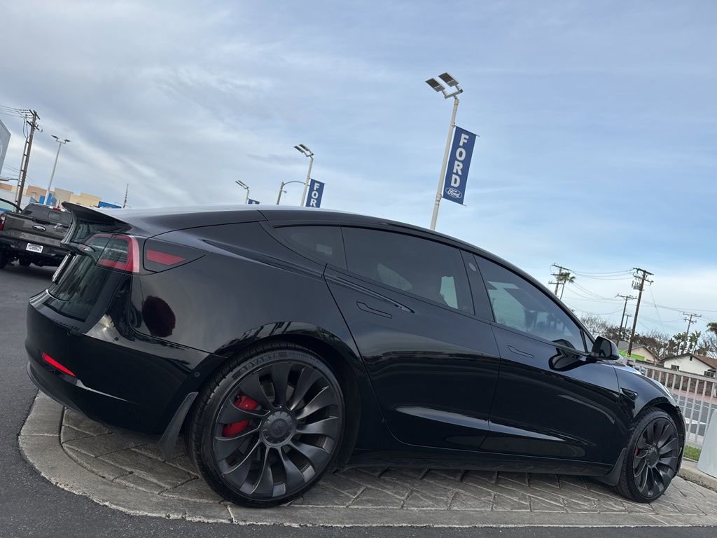 Used 2022 Tesla Model 3 Performance image 2
