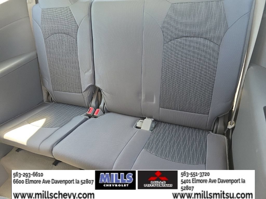 Used 2015 Chevrolet Traverse LS FWD image 16