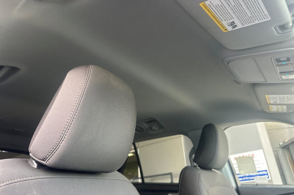 Certified 2023 Ford Explorer XLT image 20