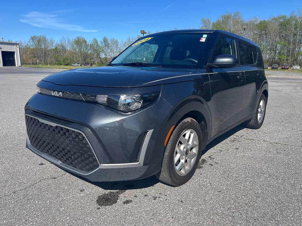 Used 2024 Kia Soul LX w/ Option Group 015