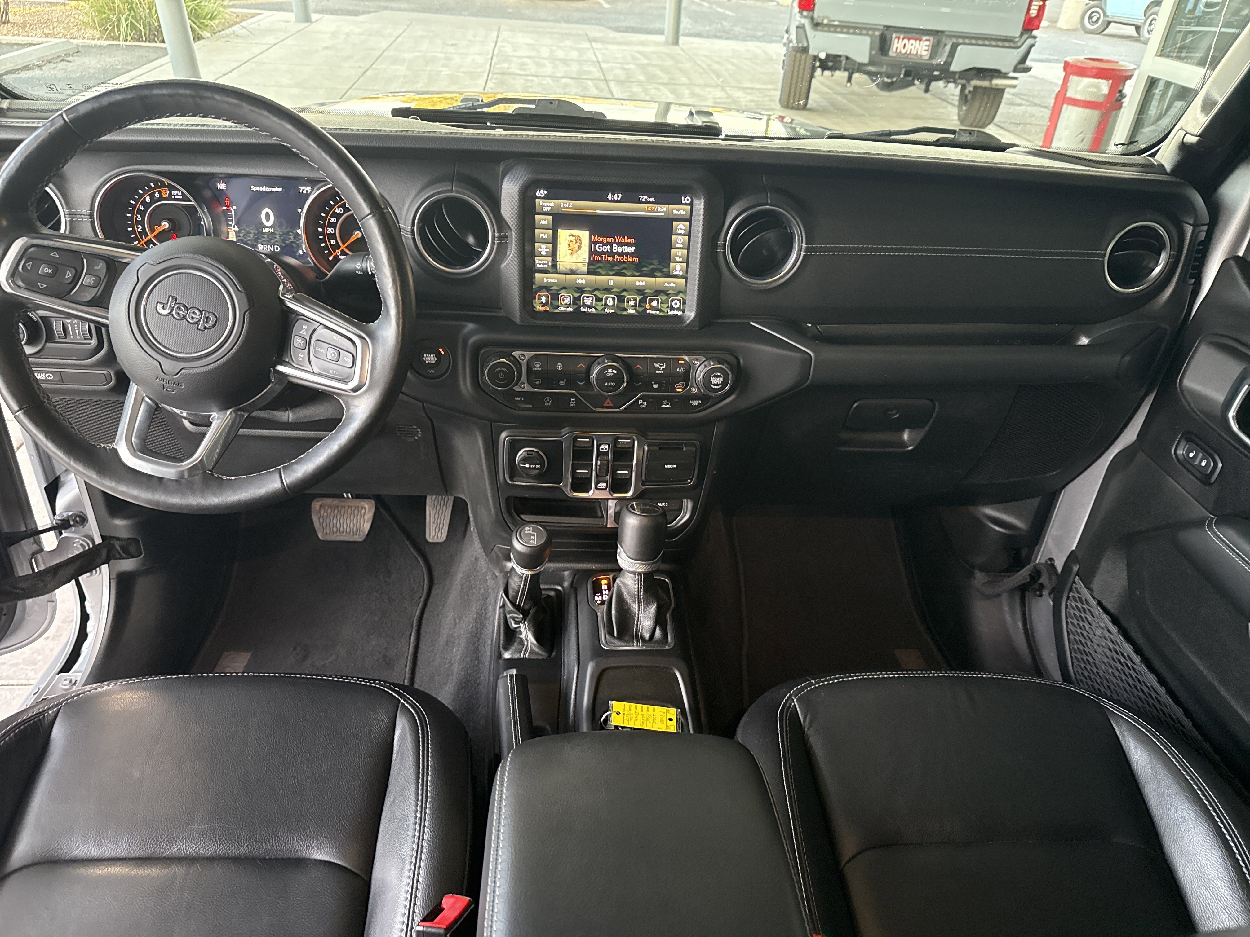 Used 2020 Jeep Gladiator Overland image 13