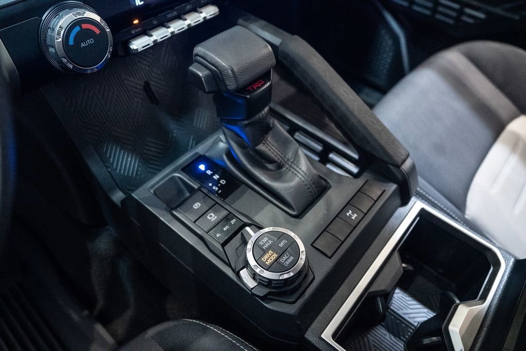 Certified 2024 Toyota Tacoma TRD Off-Road image 31