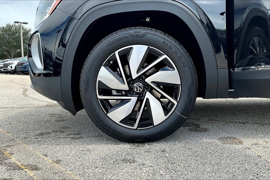 New 2026 Volkswagen Atlas SEL image 13