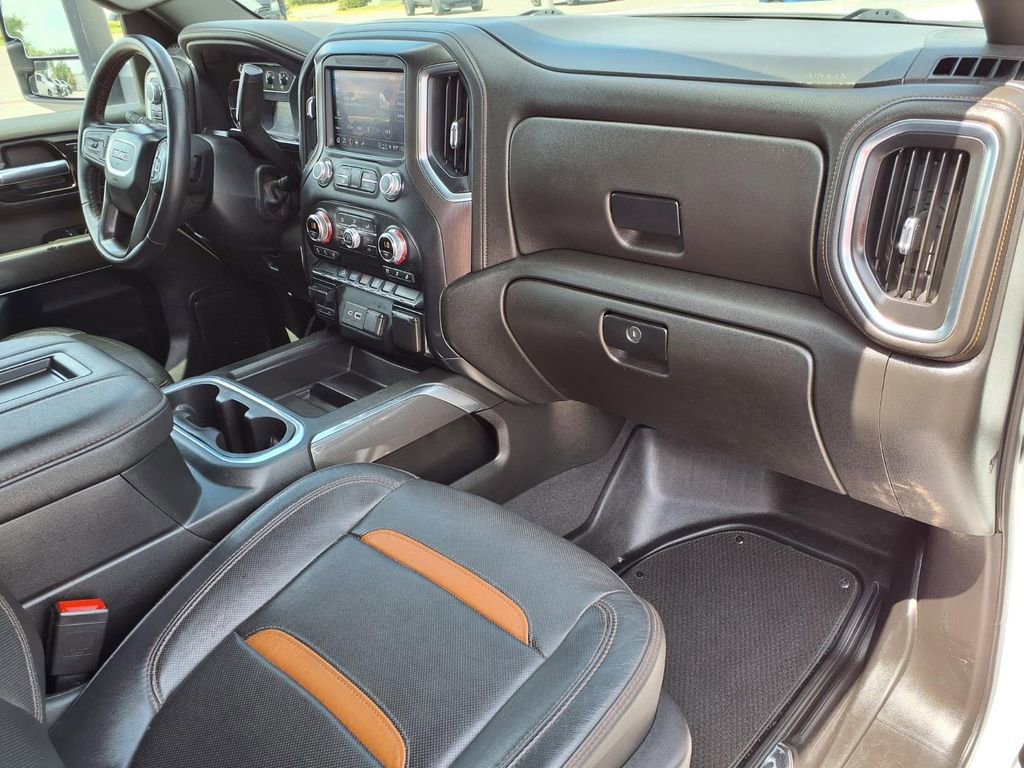 Used 2022 GMC Sierra 2500 AT4 AWD/4WD image 9
