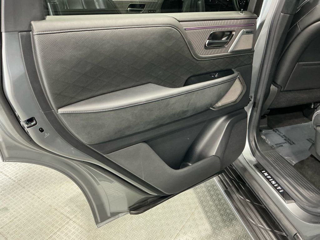 Used 2025 INFINITI QX80 Autograph image 50
