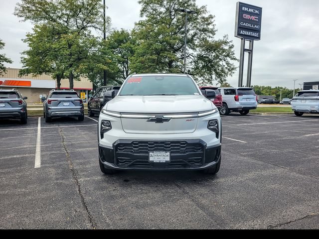Used 2025 Chevrolet Silverado EV RST AWD/4WD image 7