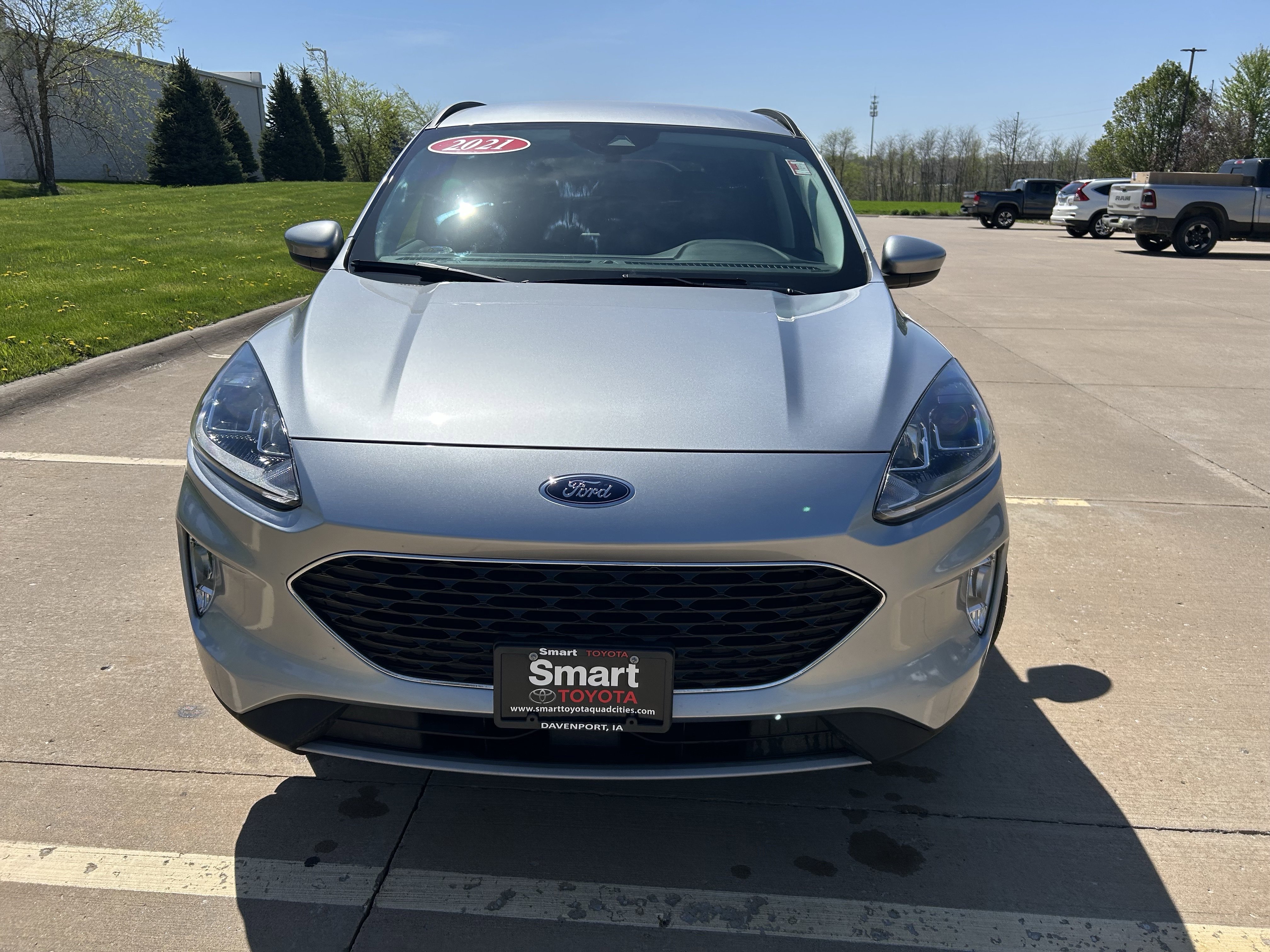 Used 2021 Ford Escape SEL AWD/4WD image 2