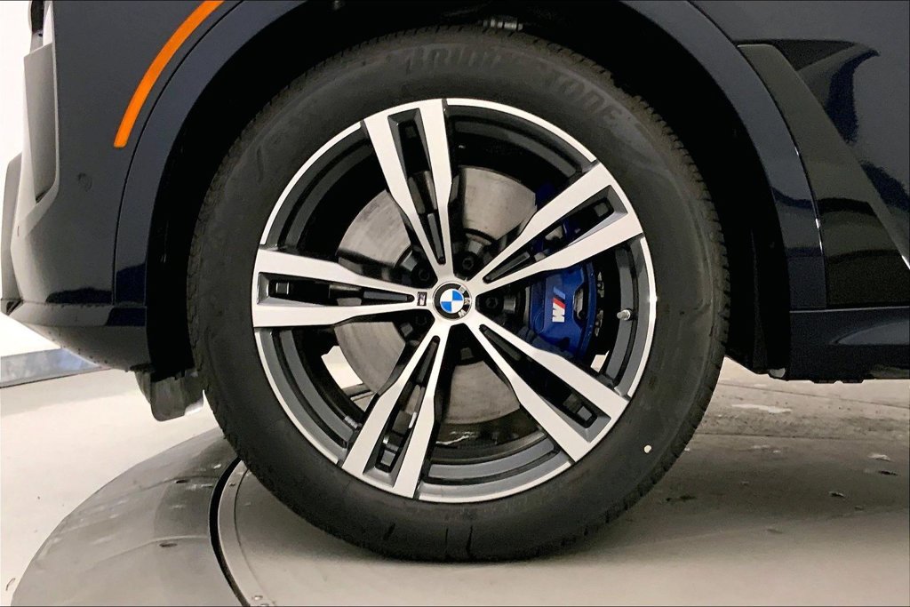 New 2026 BMW X7 M60i AWD/4WD image 9