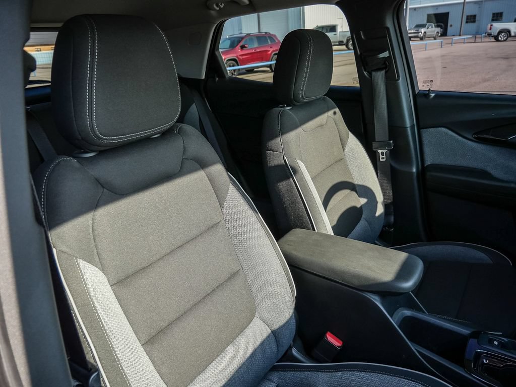 Used 2022 Chevrolet TrailBlazer LT w/ Convenience Package FWD image 73