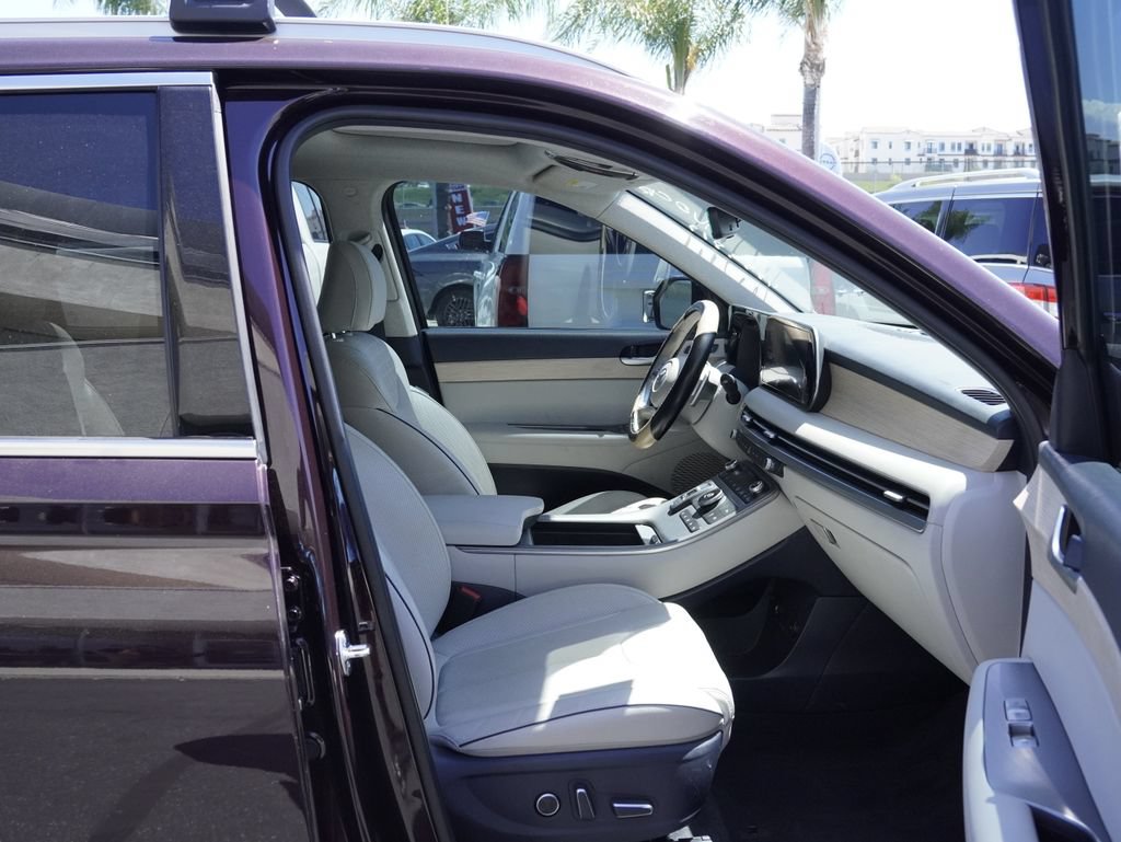 Used 2023 Hyundai Palisade Limited FWD image 25