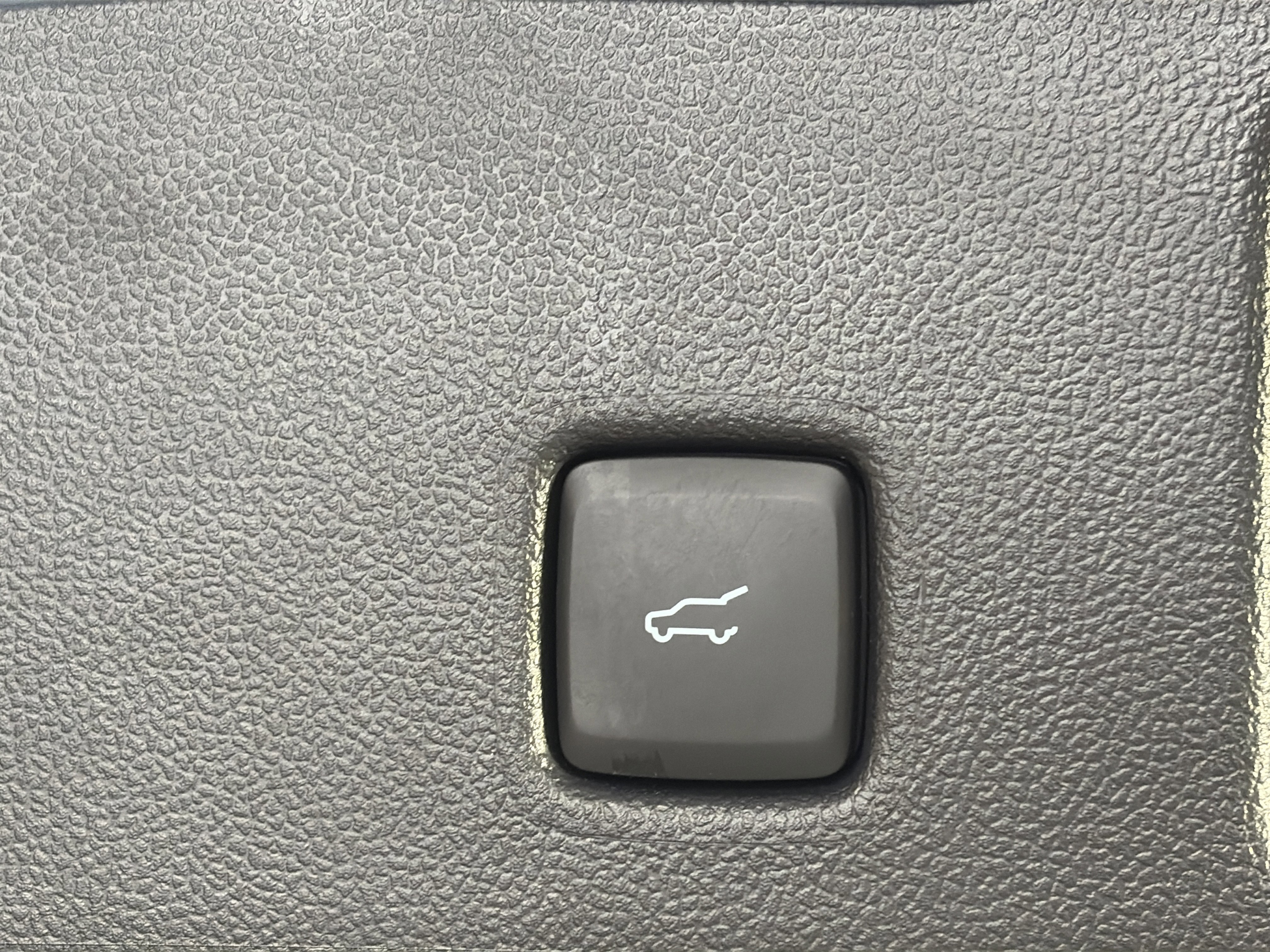 Used 2025 Ford Escape ST-Line w/ Tech Pack #1 image 15