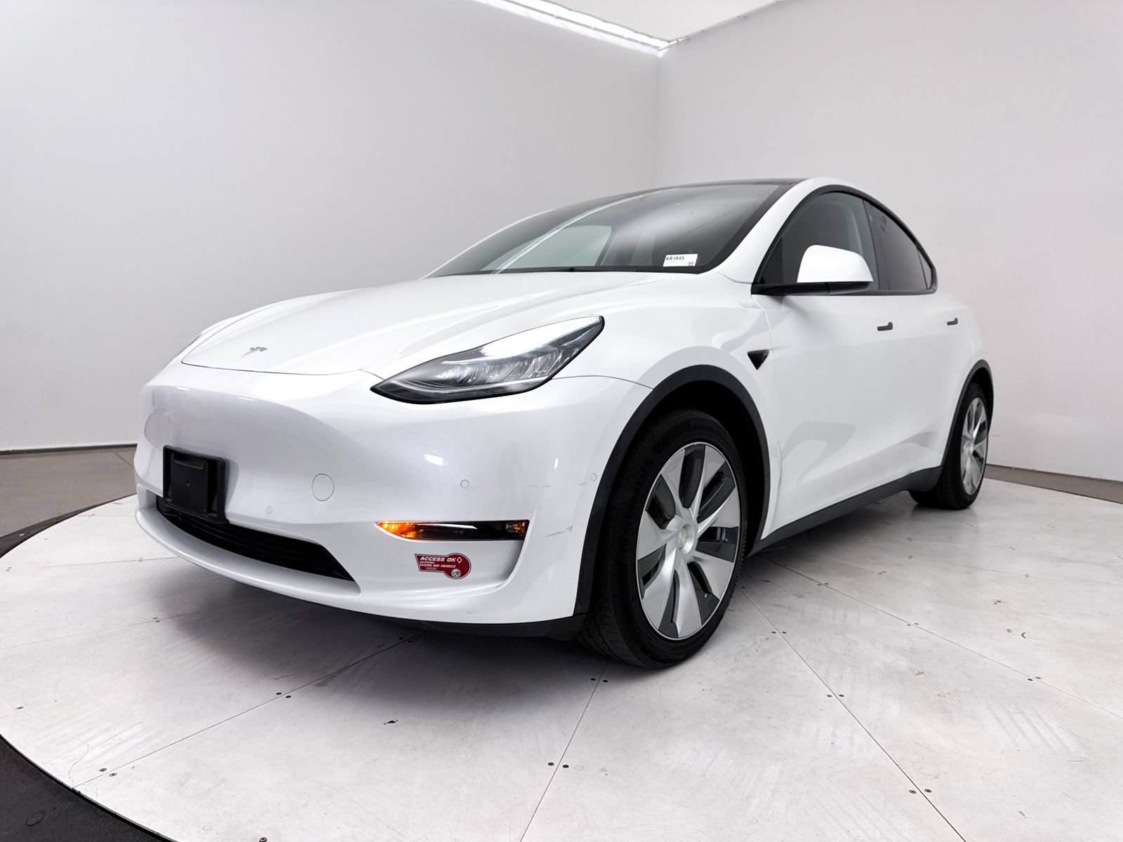 Used 2022 Tesla Model Y Long Range AWD/4WD image 12