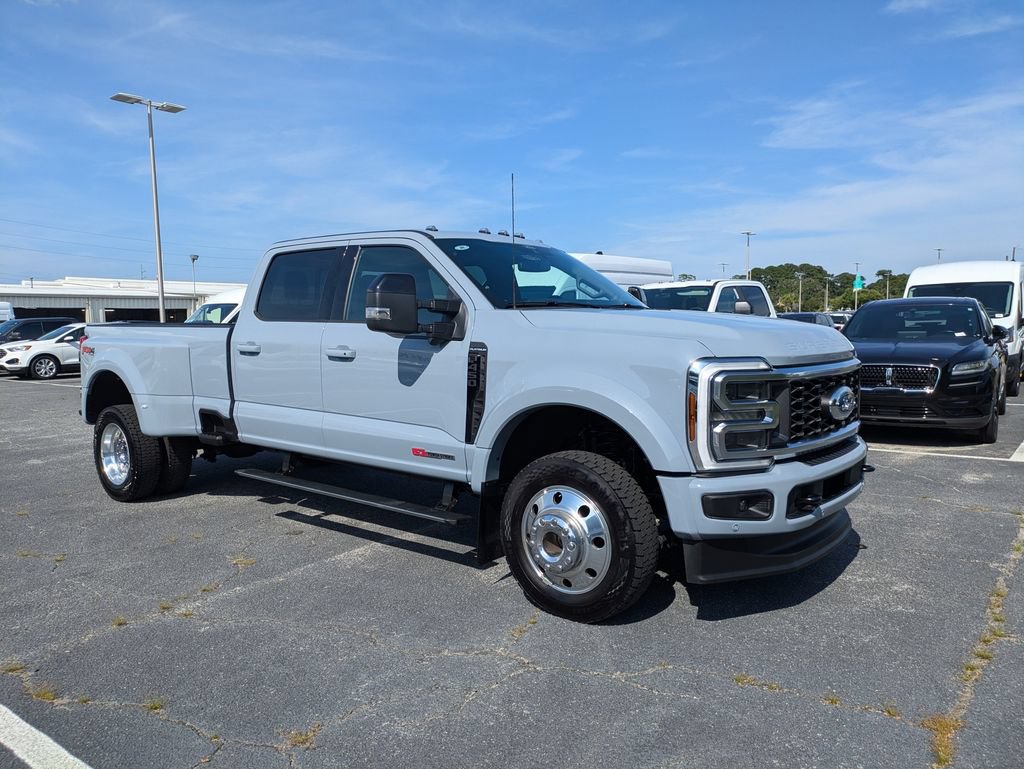 Certified 2026 Ford F450 Platinum w/ FX4 Off-Road Package AWD/4WD 360° Tour