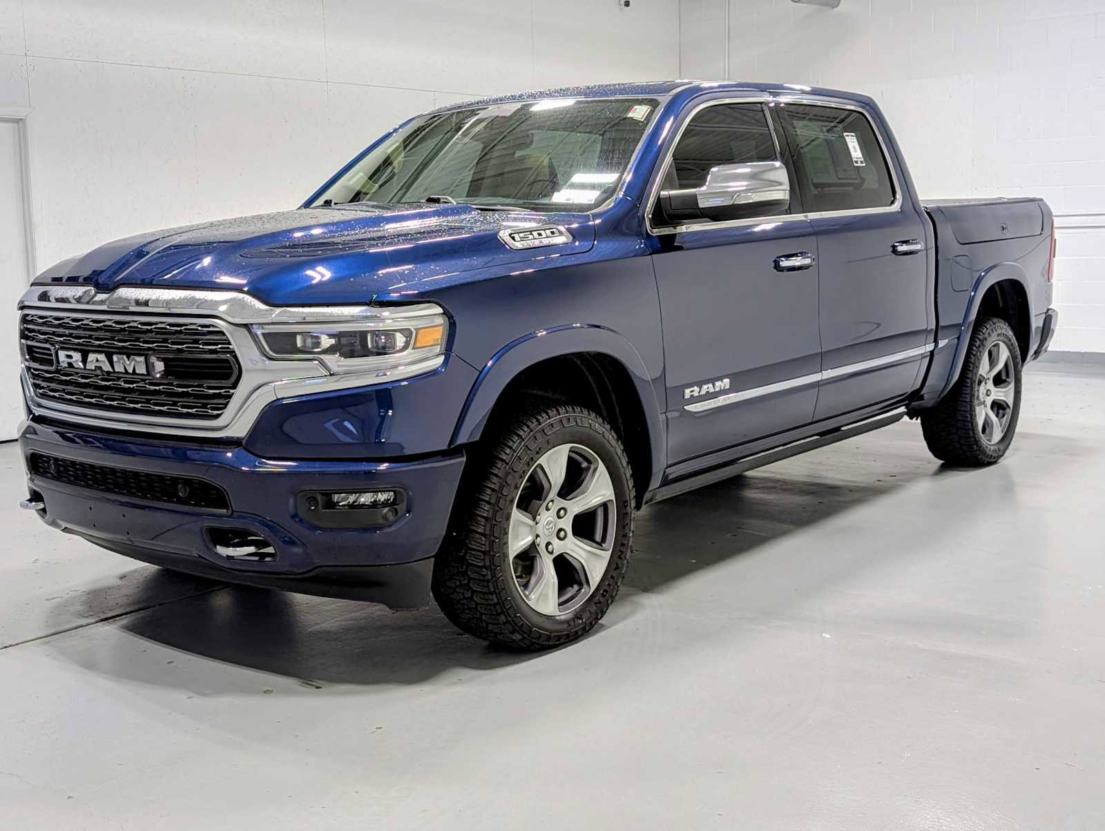 Used 2021 RAM 1500 Limited AWD/4WD image 1