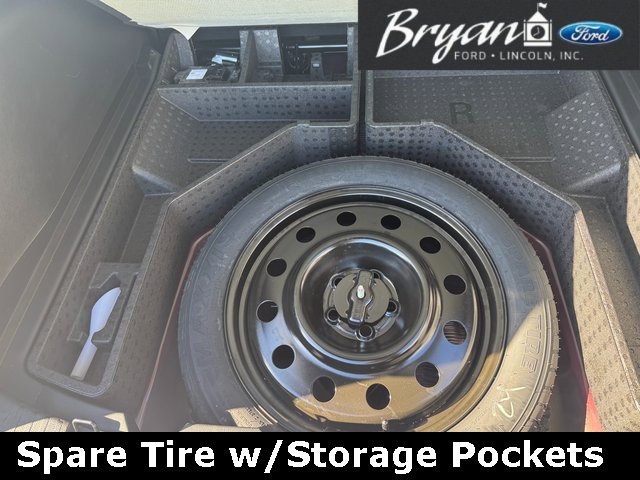 Used 2022 Ford Edge Titanium w/ Equipment Group 301A image 13