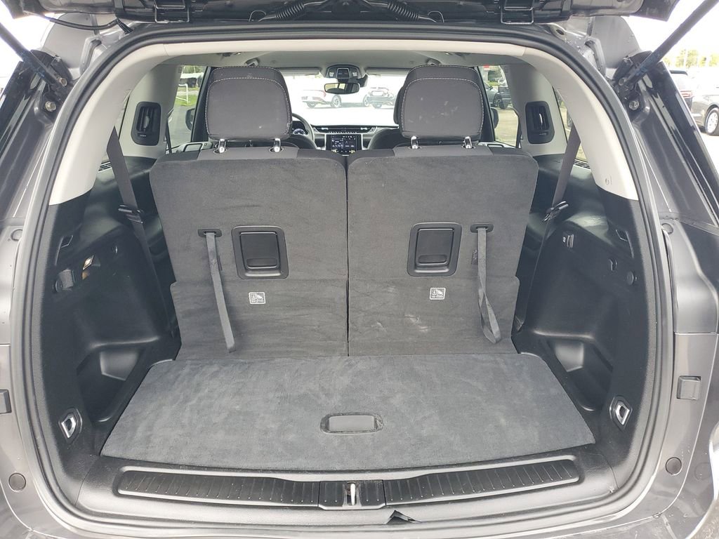 Used 2023 Jeep Grand Cherokee L Laredo image 32