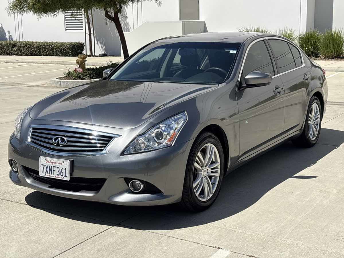 Used 2011 INFINITI G37 Journey w/ Premium Pkg RWD image 7