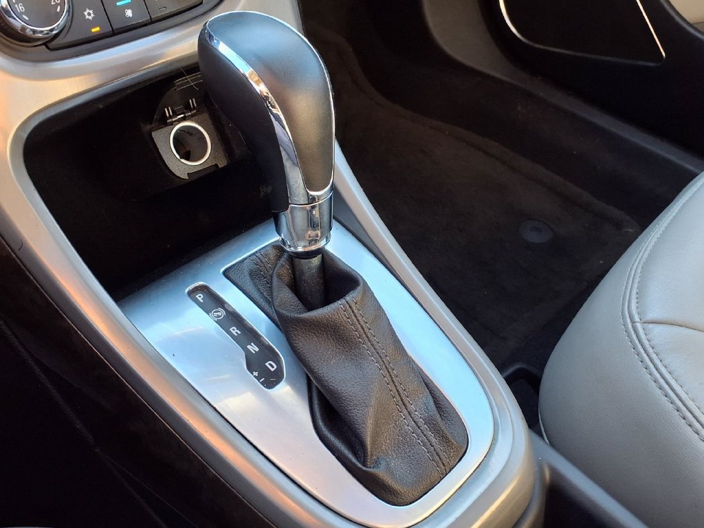 Used 2015 Buick Verano Convenience FWD image 15