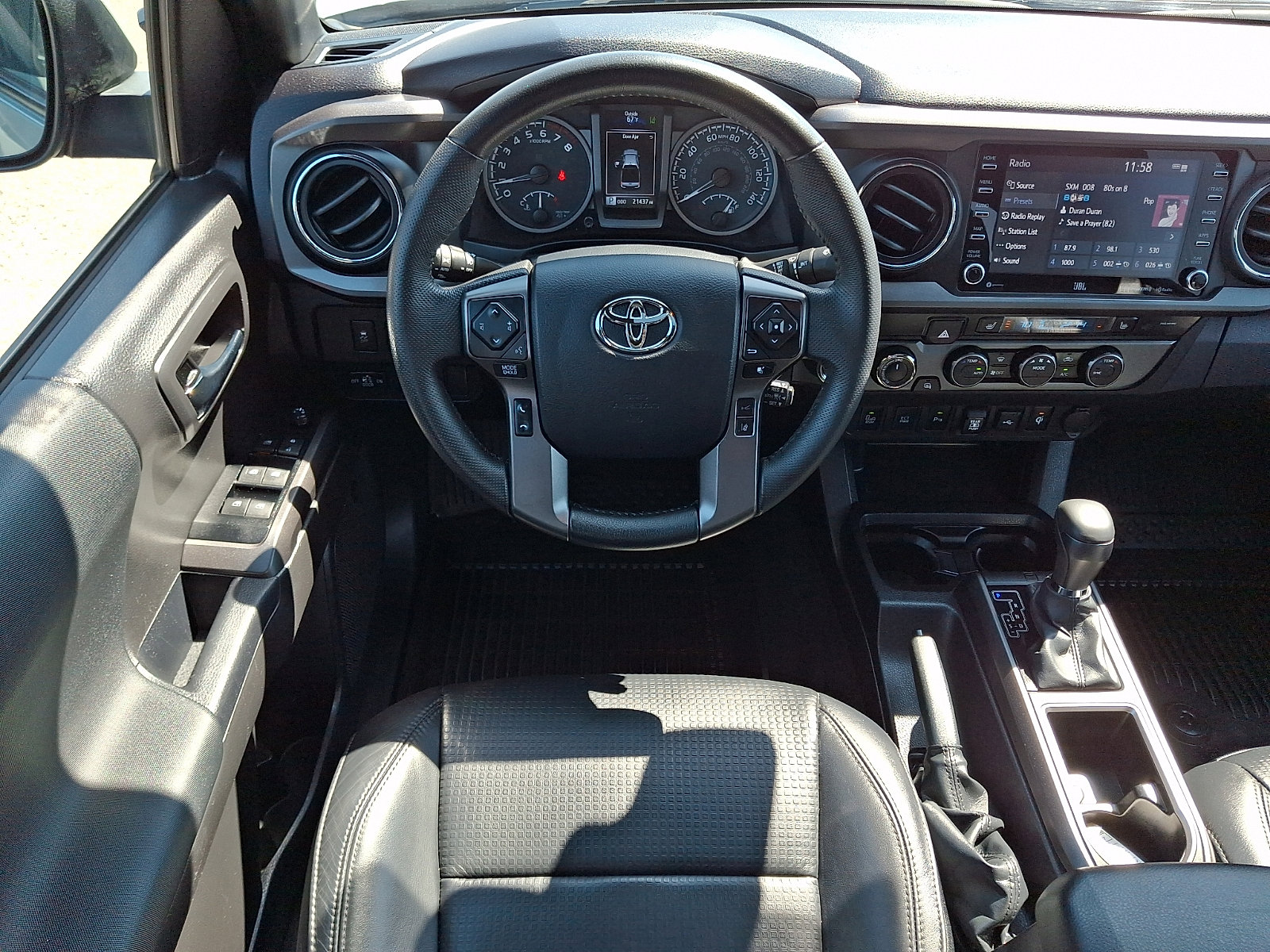 Used 2023 Toyota Tacoma TRD Off-Road w/ TRD Premium Off Road Package image 11