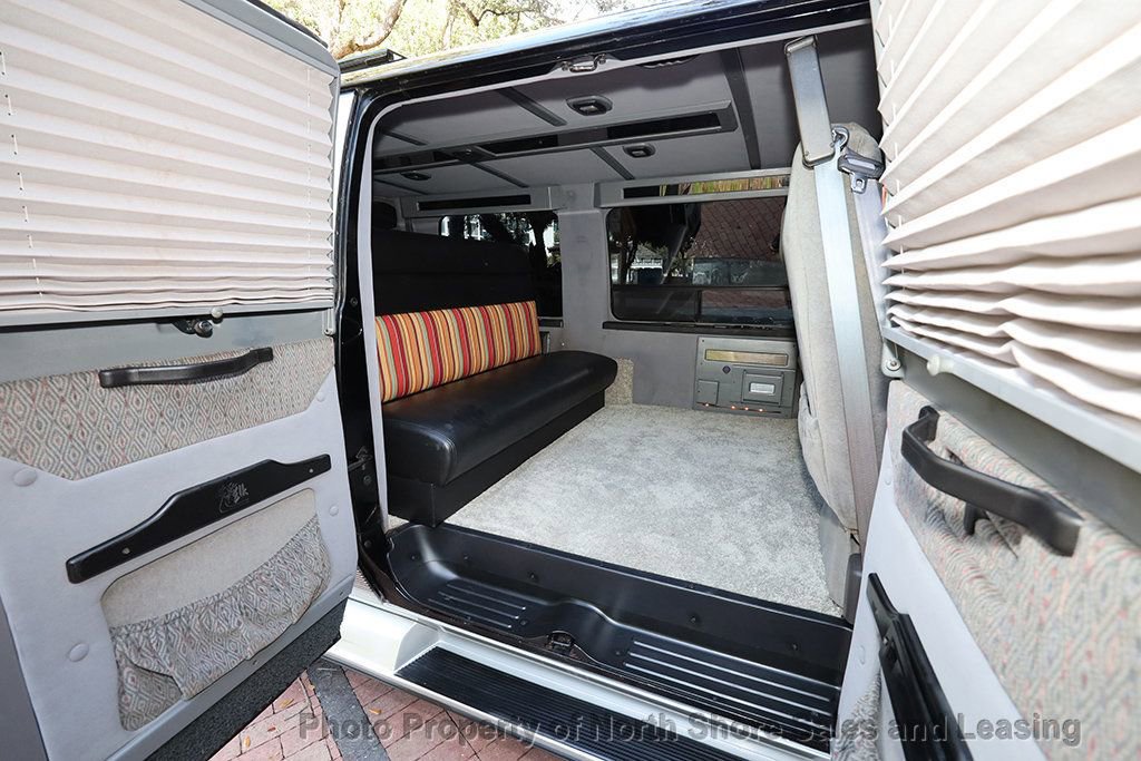 Used 1998 Dodge B1500 image 28