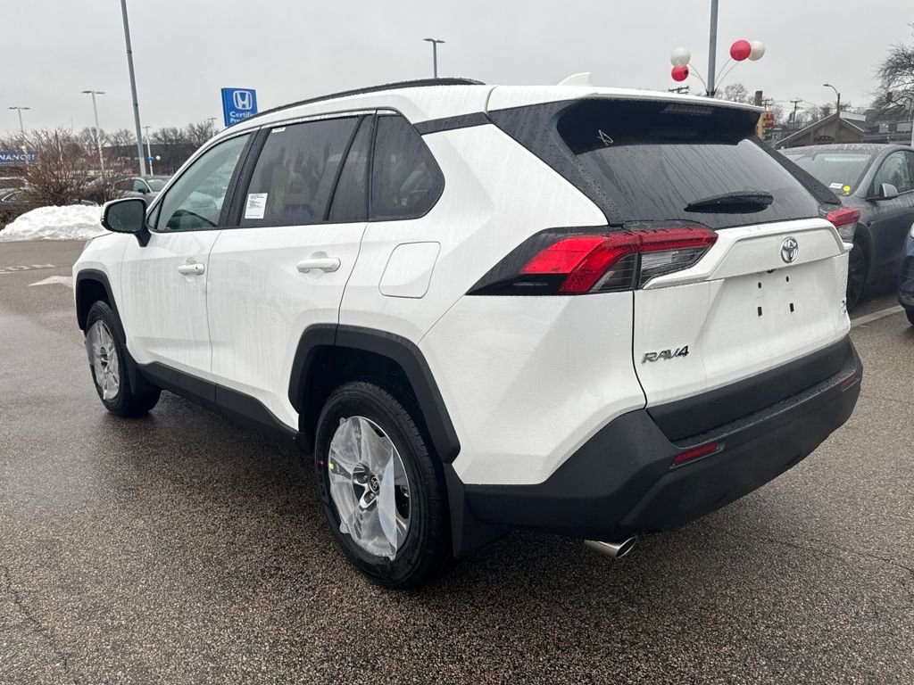 New 2025 Toyota RAV4 XLE image 5