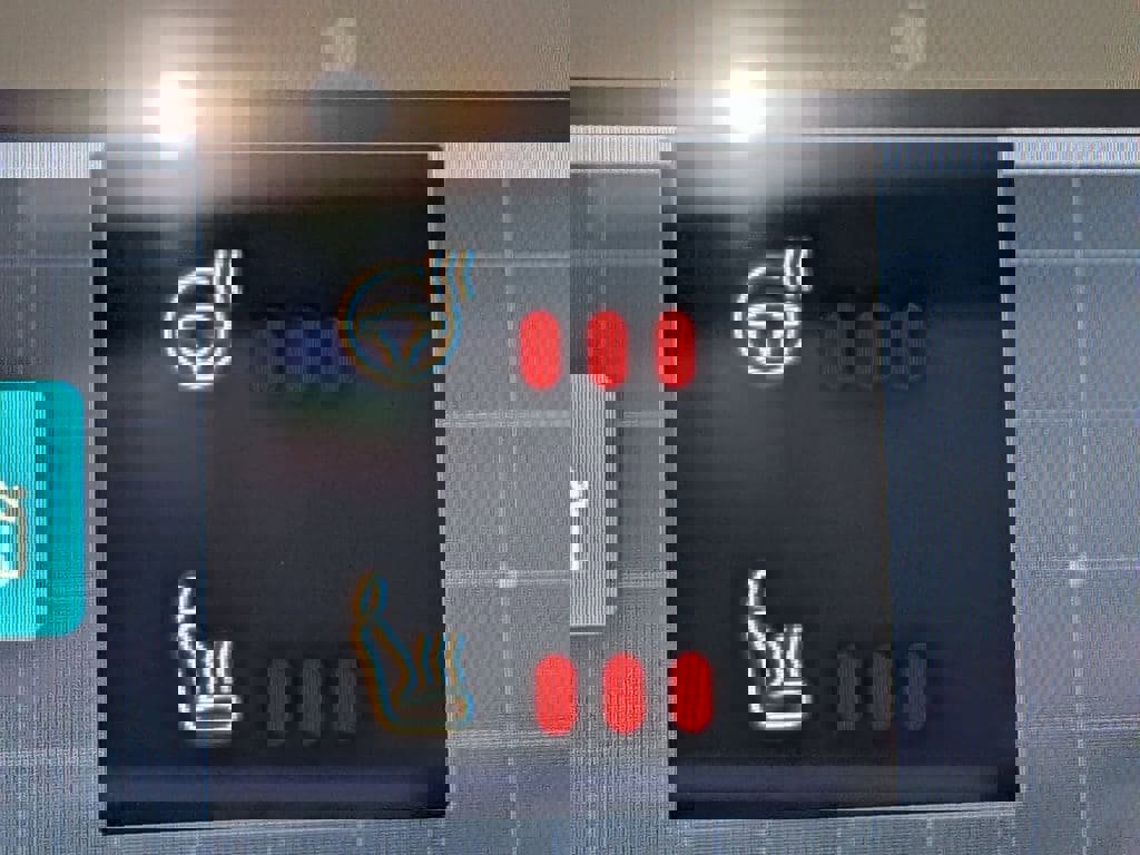 New 2024 Volvo XC60 T8 Plus w/ Protection Package Premier image 28