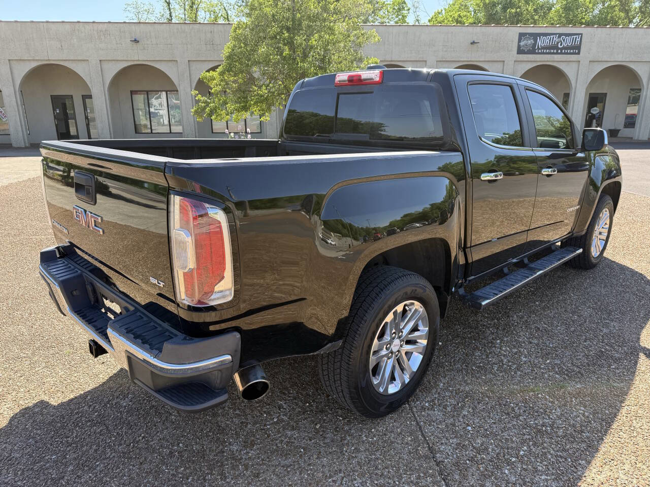 Used 2016 GMC Canyon SLT w/ Driver Alert Package RWD image 5