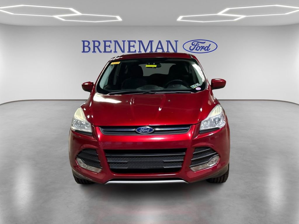 Used 2015 Ford Escape SE image 2
