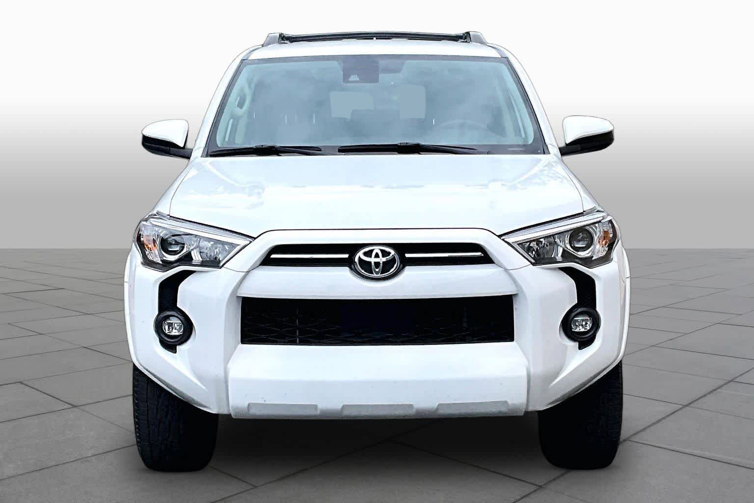 Used 2024 Toyota 4Runner SR5 RWD image 4