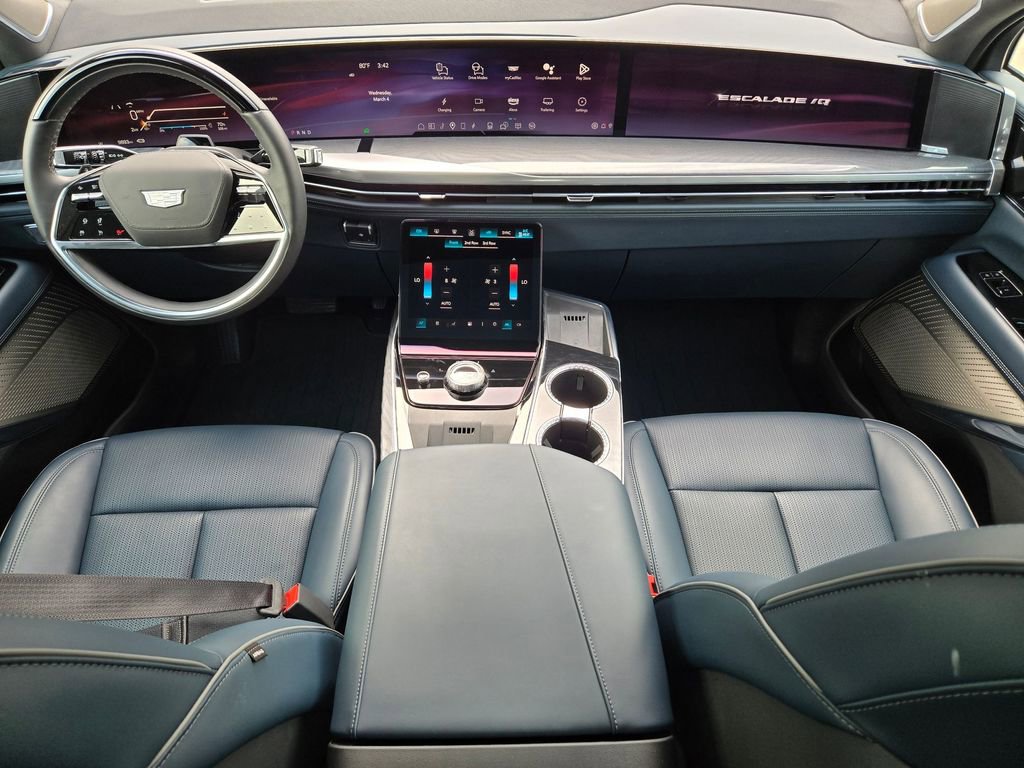 Certified 2025 Cadillac Escalade IQ Luxury 2 w/ LPO, Premium Carpet Package image 13