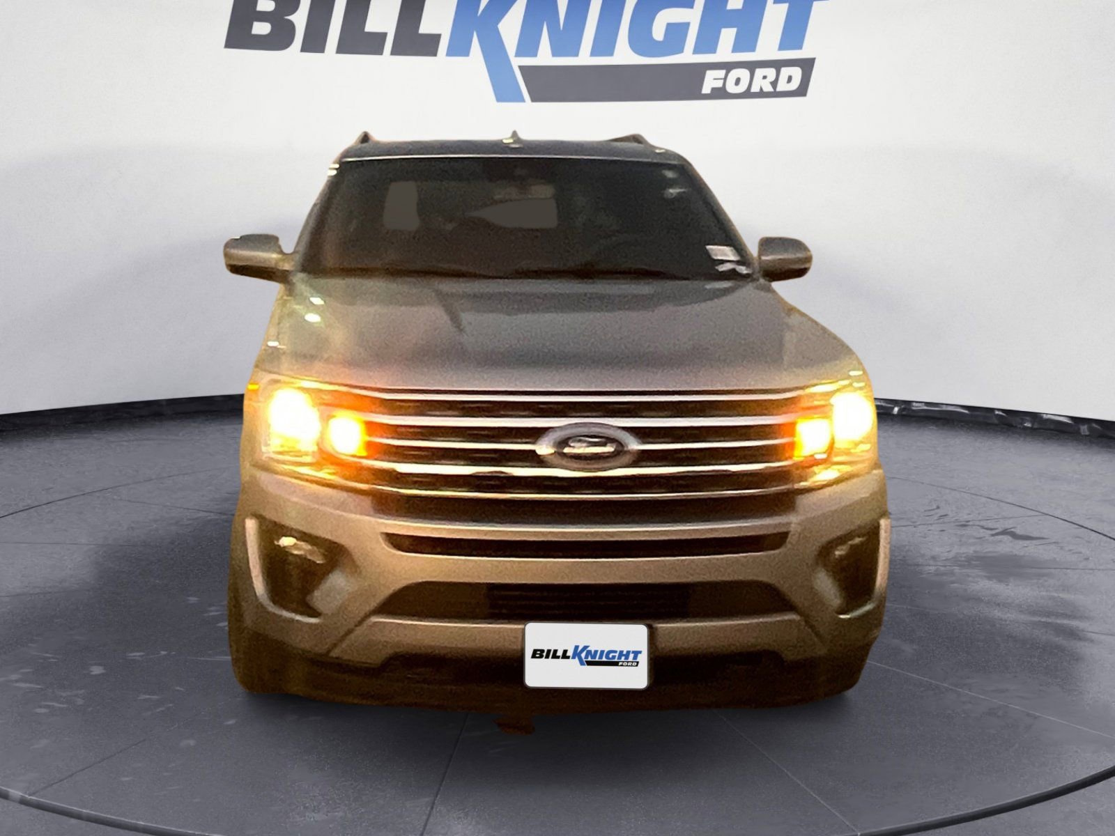 Used 2020 Ford Expedition XLT w/ Equipment Group 202A image 5
