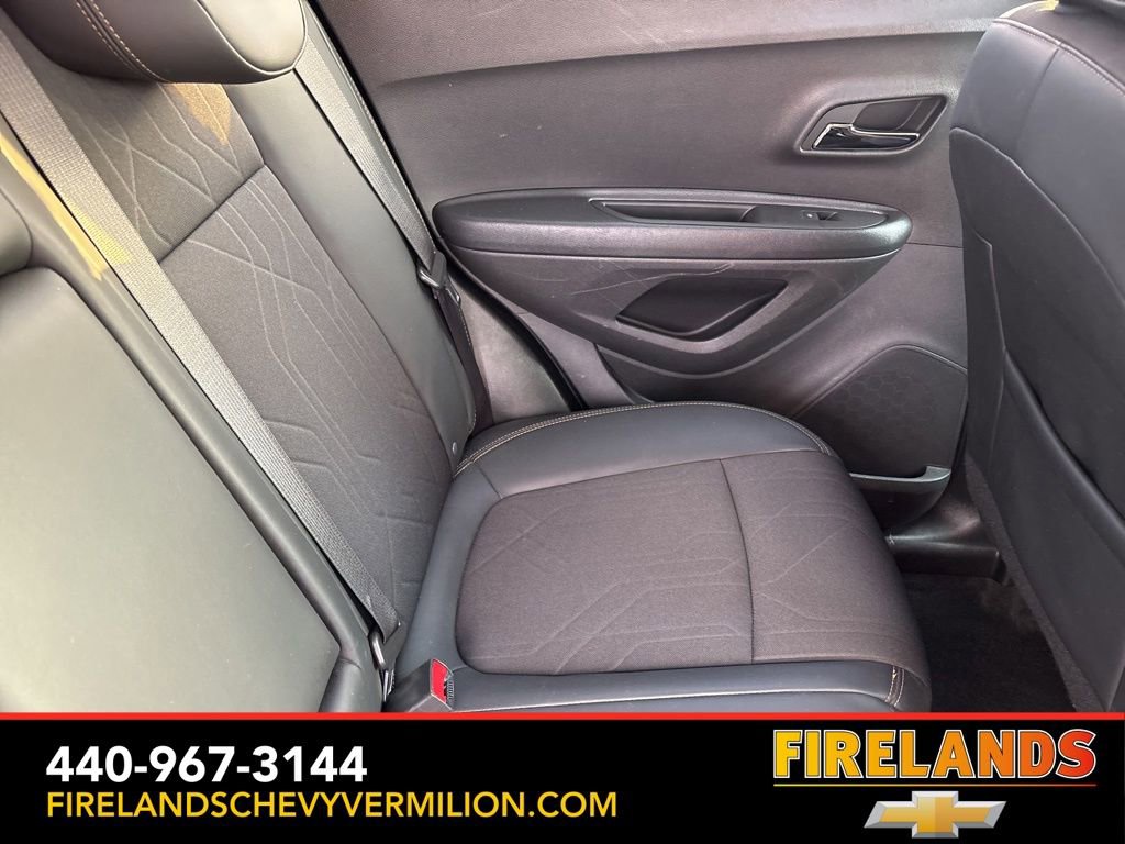 Certified 2022 Chevrolet Trax LT w/ Driver Confidence Package image 33