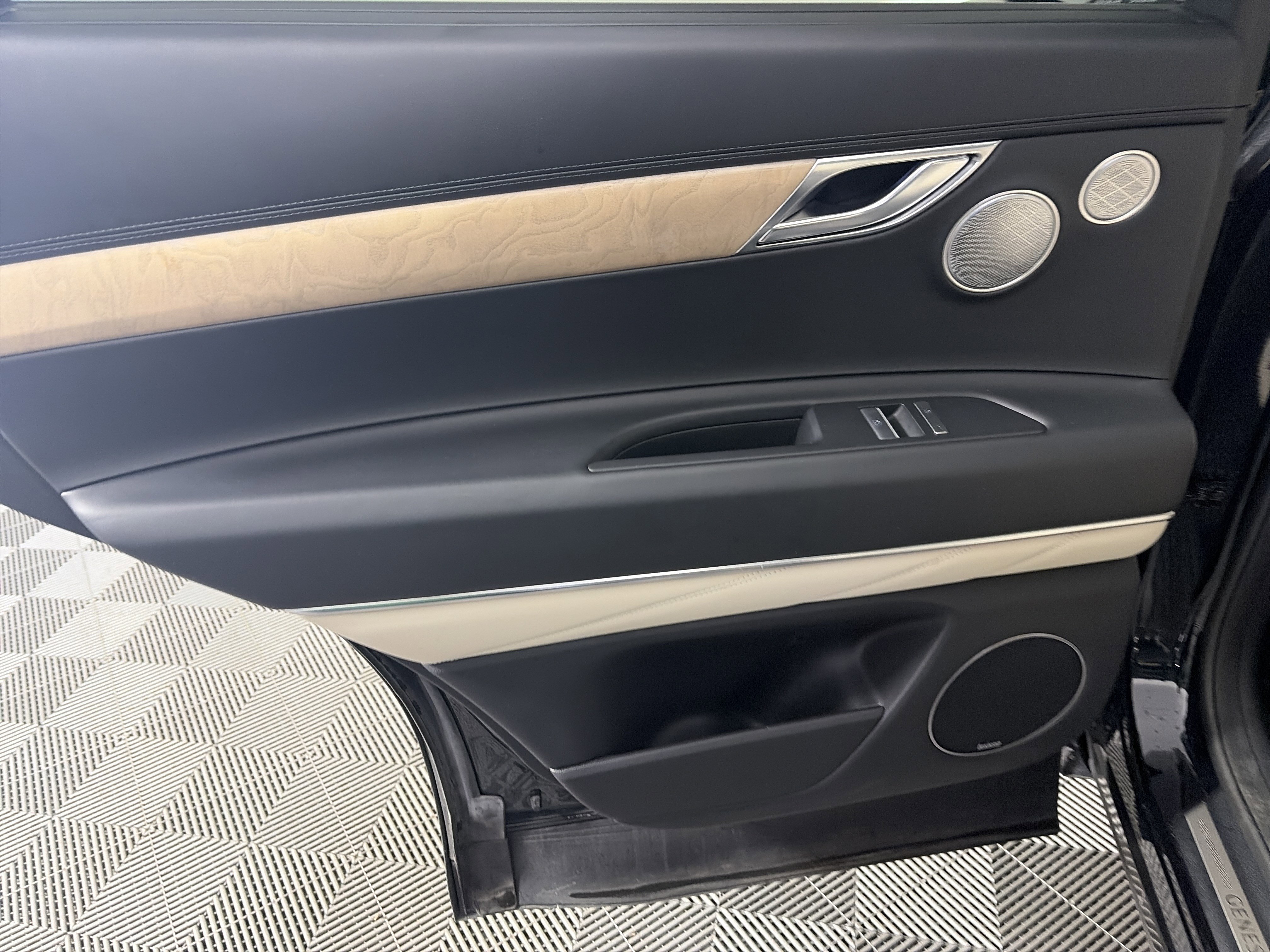 Used 2021 Genesis GV80 3.5T w/ Prestige Package 07 image 36