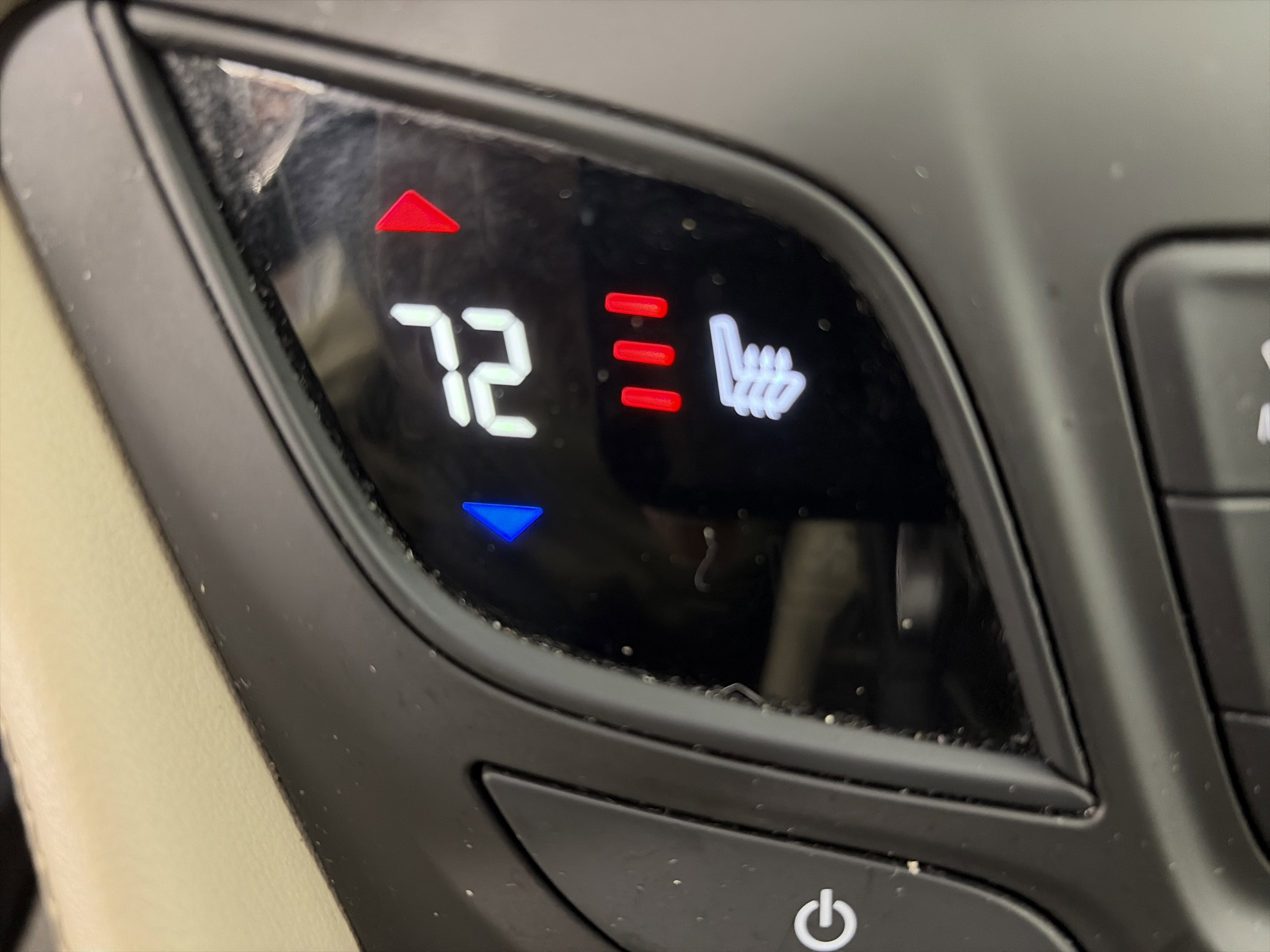 Used 2019 Buick Envision Essence image 23