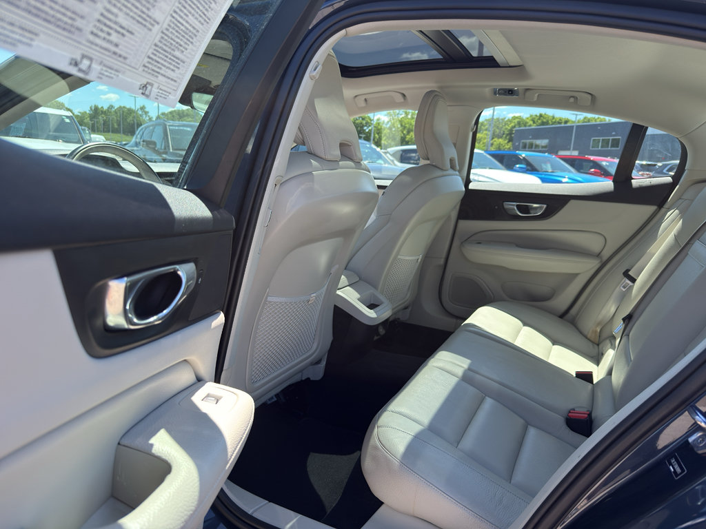 Used 2022 Volvo S60 B5 Inscription FWD image 31
