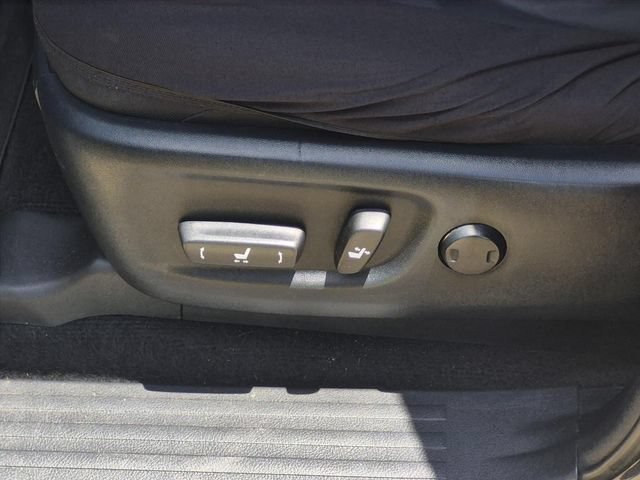Used 2021 Toyota 4Runner TRD Off-Road AWD/4WD image 19