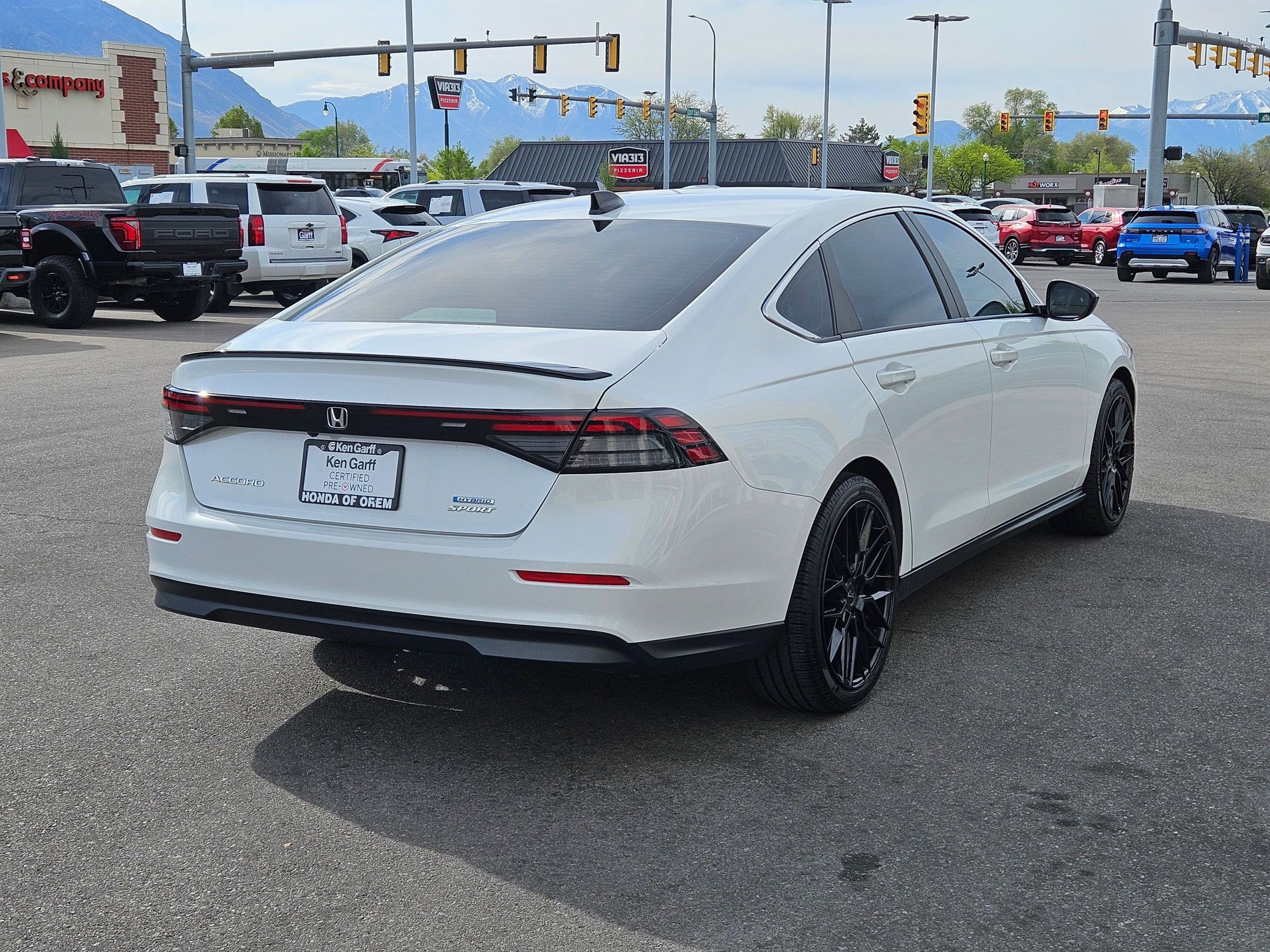 Used 2023 Honda Accord Sport image 3