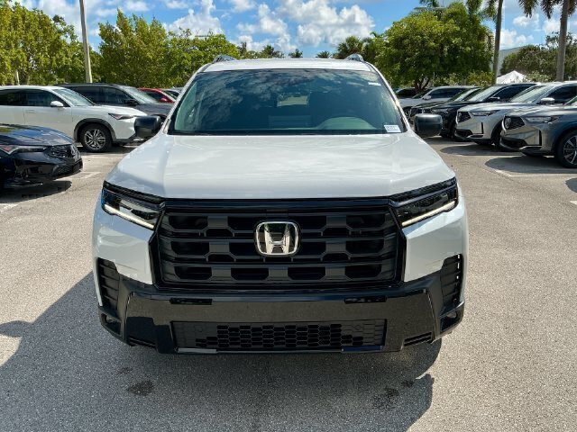 New 2026 Honda Pilot Sport image 2