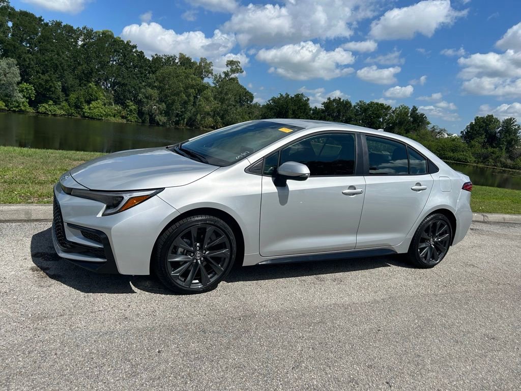 Certified 2026 Toyota Corolla XSE FWD image 2