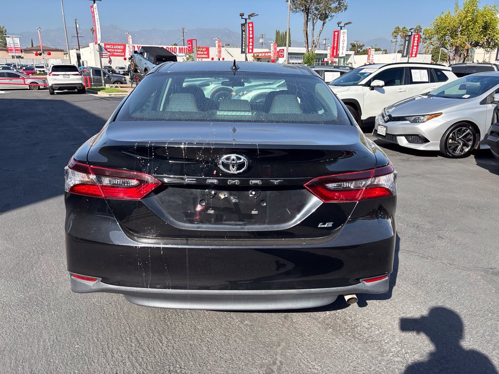 Used 2024 Toyota Camry LE FWD image 5