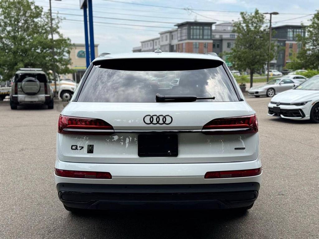 Used 2023 Audi Q7 3.0T Prestige w/ Prestige Package AWD/4WD image 5