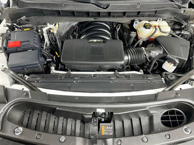 Used 2025 Chevrolet Suburban High Country AWD/4WD image 32