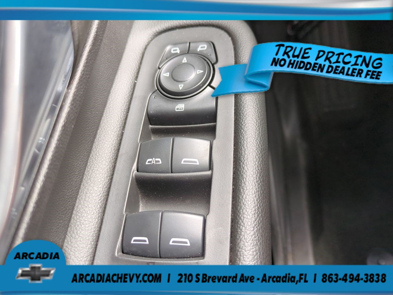 Used 2024 GMC Terrain SLE AWD/4WD image 22