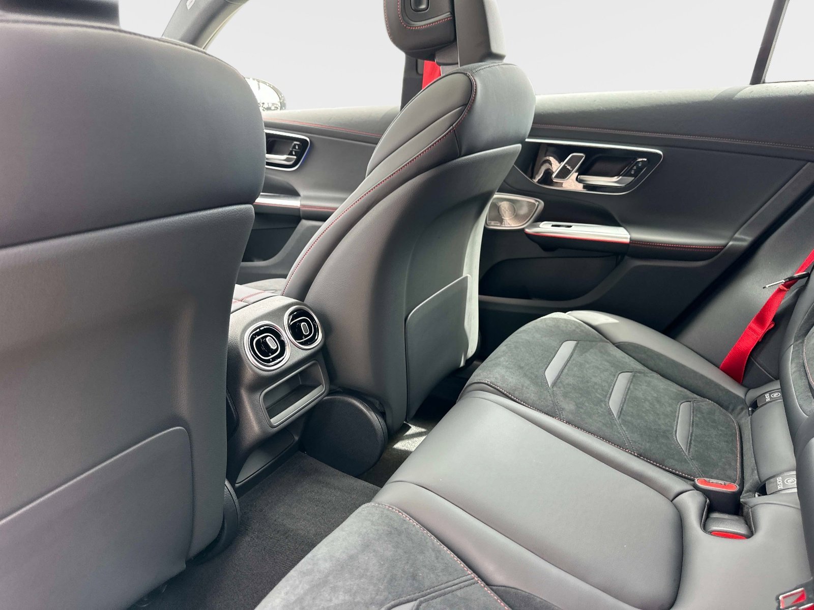 New 2026 Mercedes-Benz GLC 43 AMG 4MATIC Coupe image 14