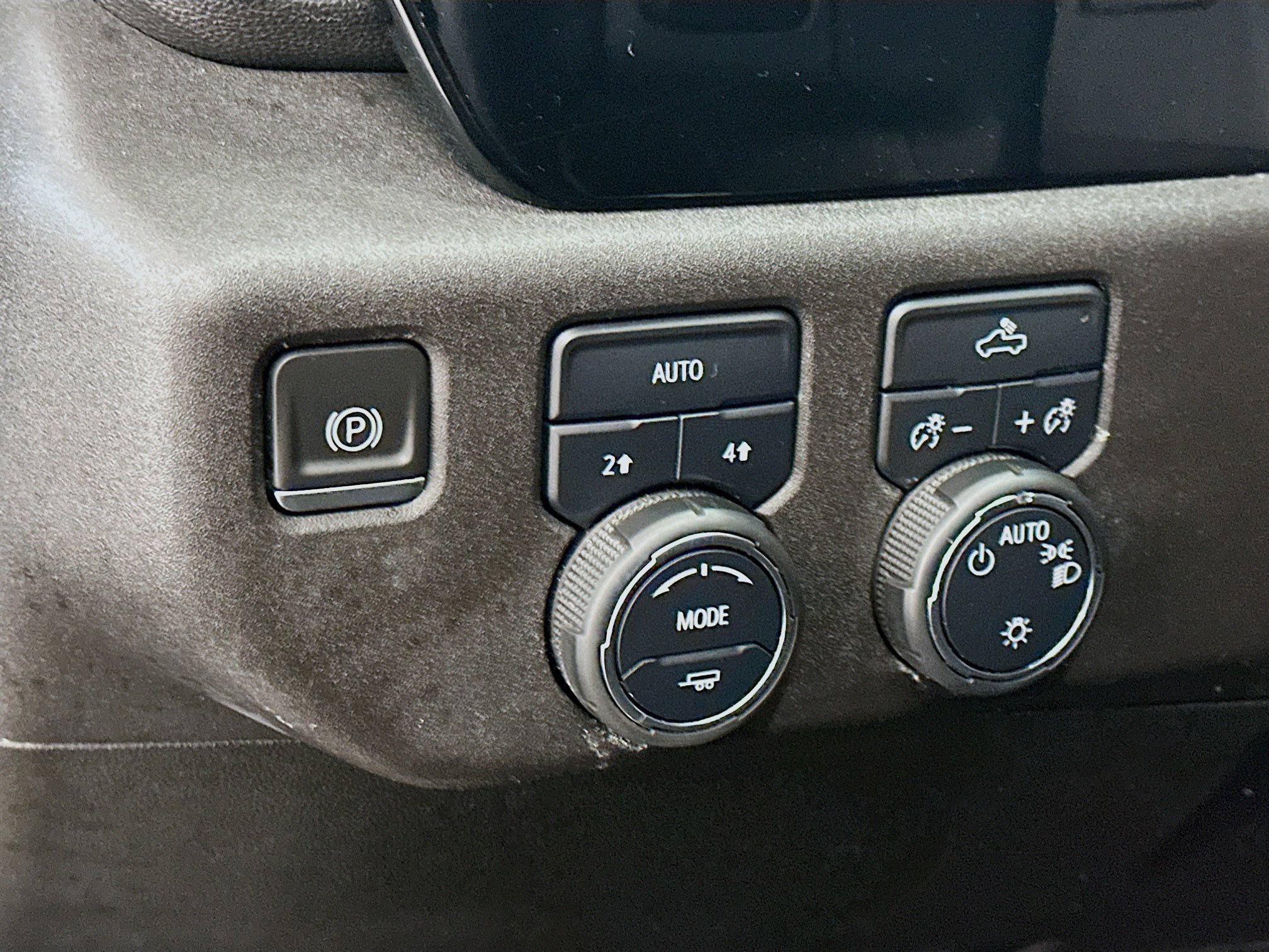 Used 2023 Chevrolet Silverado 1500 LT image 17