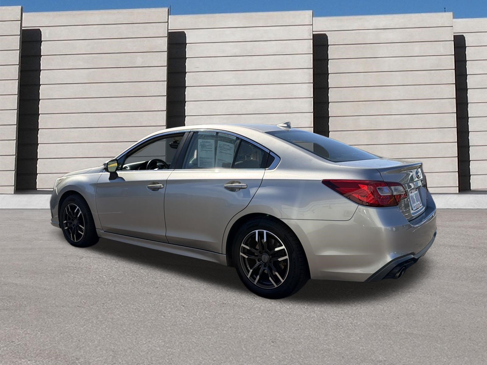 Used 2018 Subaru Legacy 2.5i Premium AWD/4WD image 3