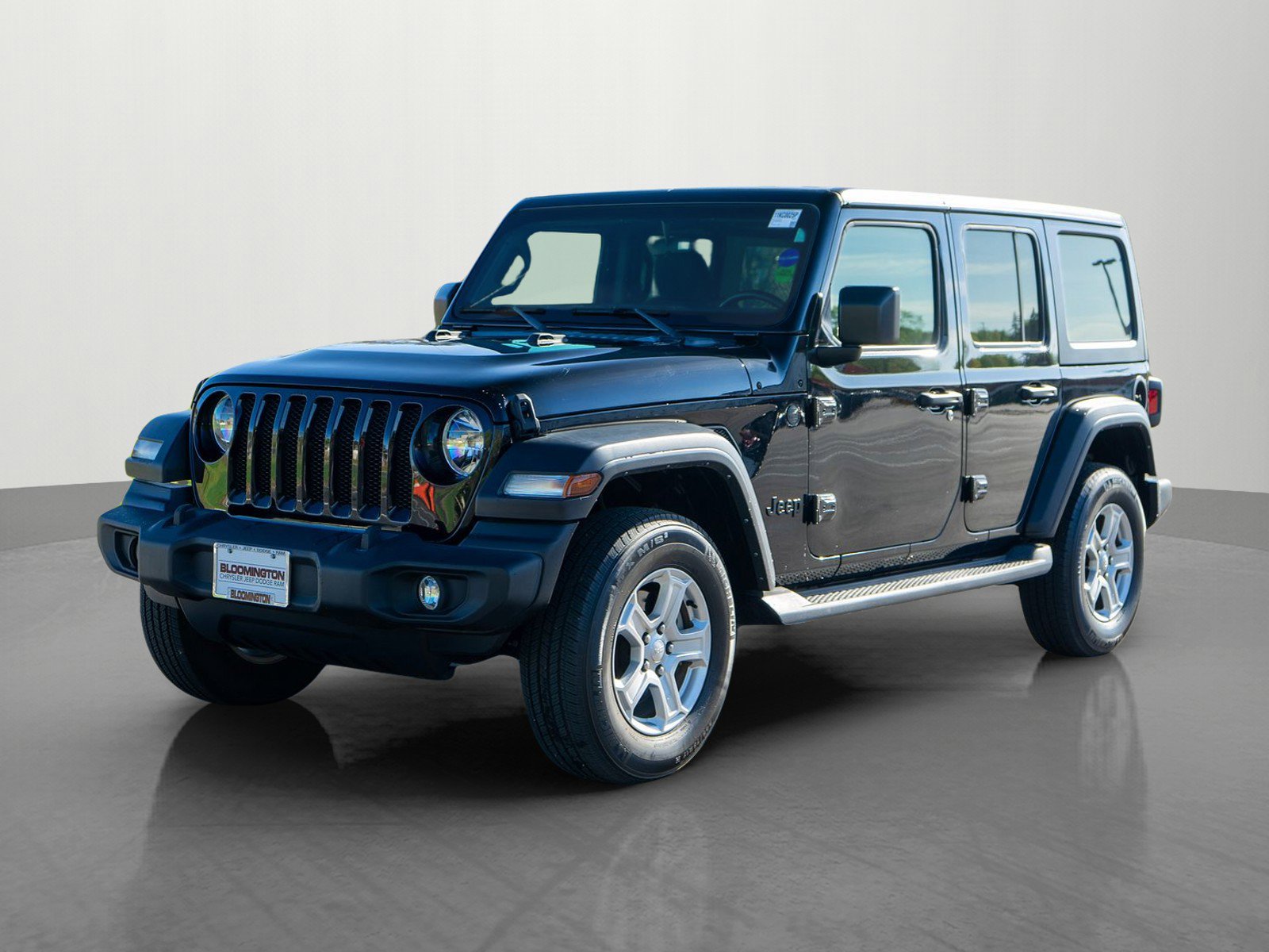 Used 2022 Jeep Wrangler Unlimited Sport AWD/4WD image 3