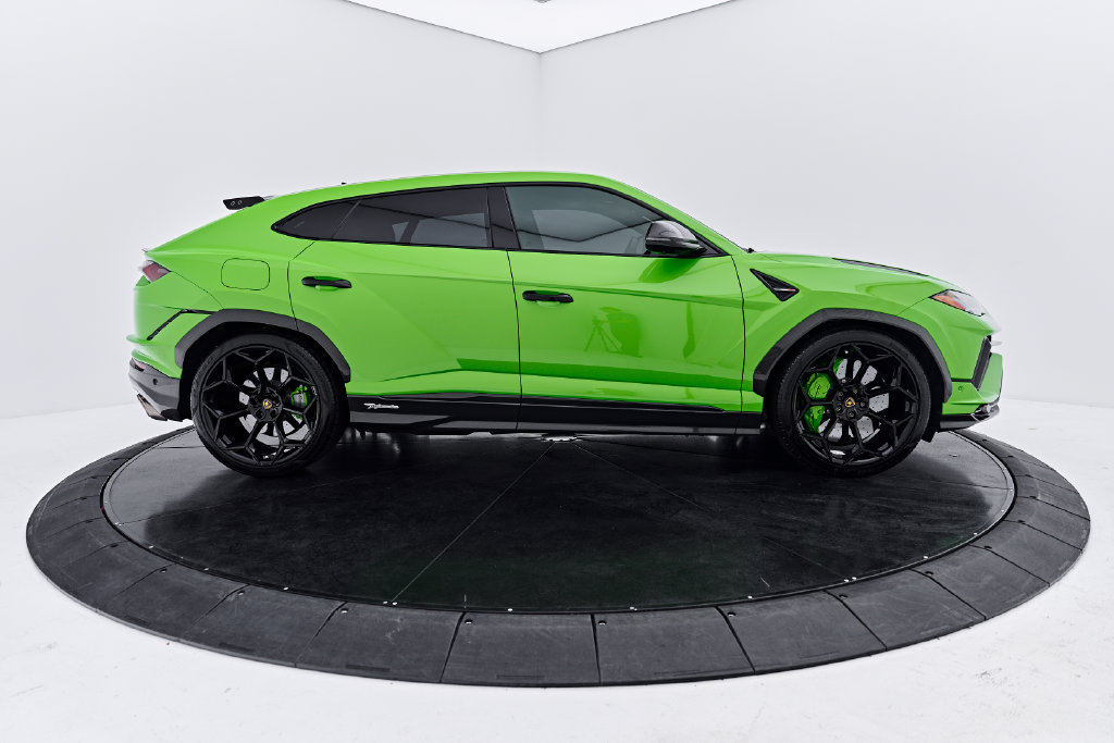 Used 2023 Lamborghini Urus Performante AWD/4WD image 16